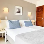 Aura Village - Αλμπουφέιρα