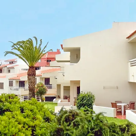 Διαμέρισμα Aura Village -