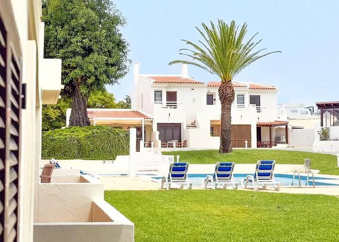 Aura Village -